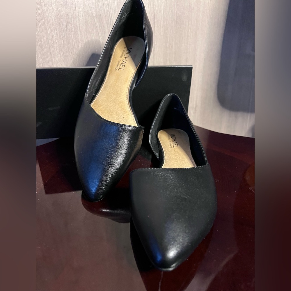 Michael Shannon Black Leather Alyssa Flats Wave Cut Out & Pointed Toe 10M